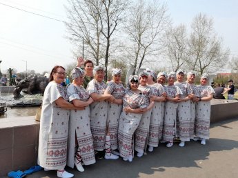 Клуб "Движение" выступил на празднике 9 мая