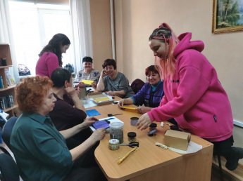 Мастер-класс "Волшебные травы" для участников клуба "Золотой возраст"