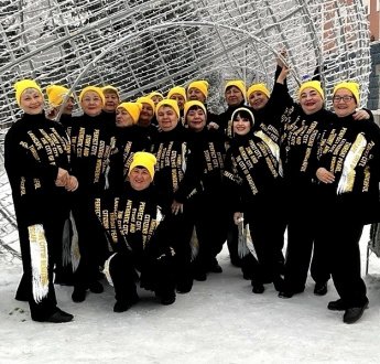 Предпраздничный флешмоб от танцевального клуба "Движение!"
