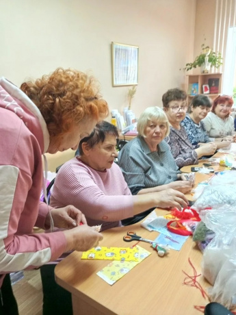 Участницы нашего клуба «Золотой возраст» продолжают удивлять своей энергией!