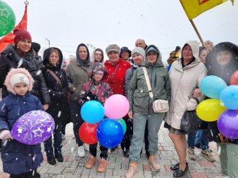 1 мая коллектив ГБУ РХ "КЦСОН "ЗАБОТА" принял участие в митинг-концерте посвящённому празднику "ВЕСНЫ И ТРУДА"