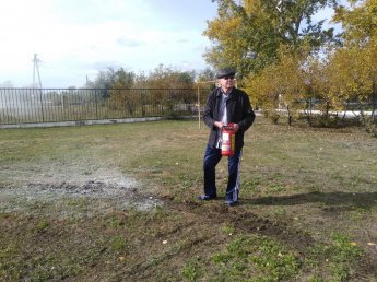 В ГБУ РХ "КЦСОН "Забота" прошла тренировка по действиям в случае пожара.